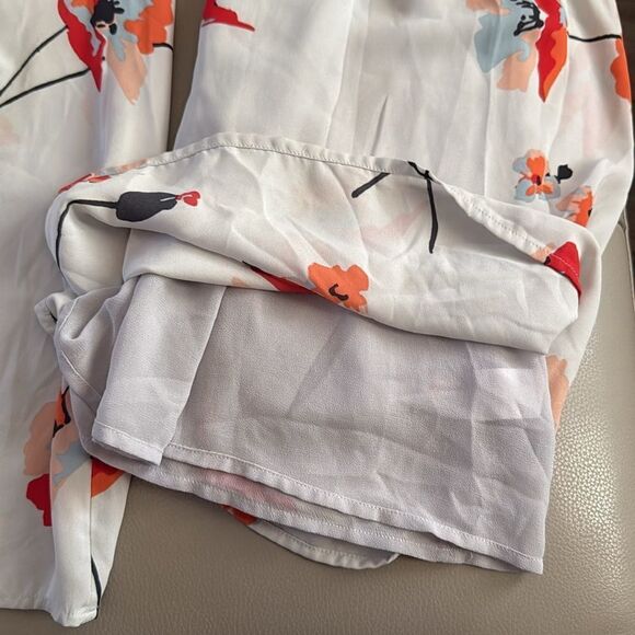 Anthropologie Paper Crown Ruffle Poppy White Water Floral Jumpsuit sz Small - Picture 7 of 16